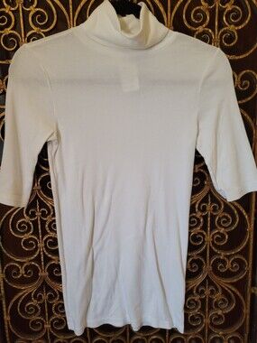 Vintage White Turtleneck 3/4 Sleeve